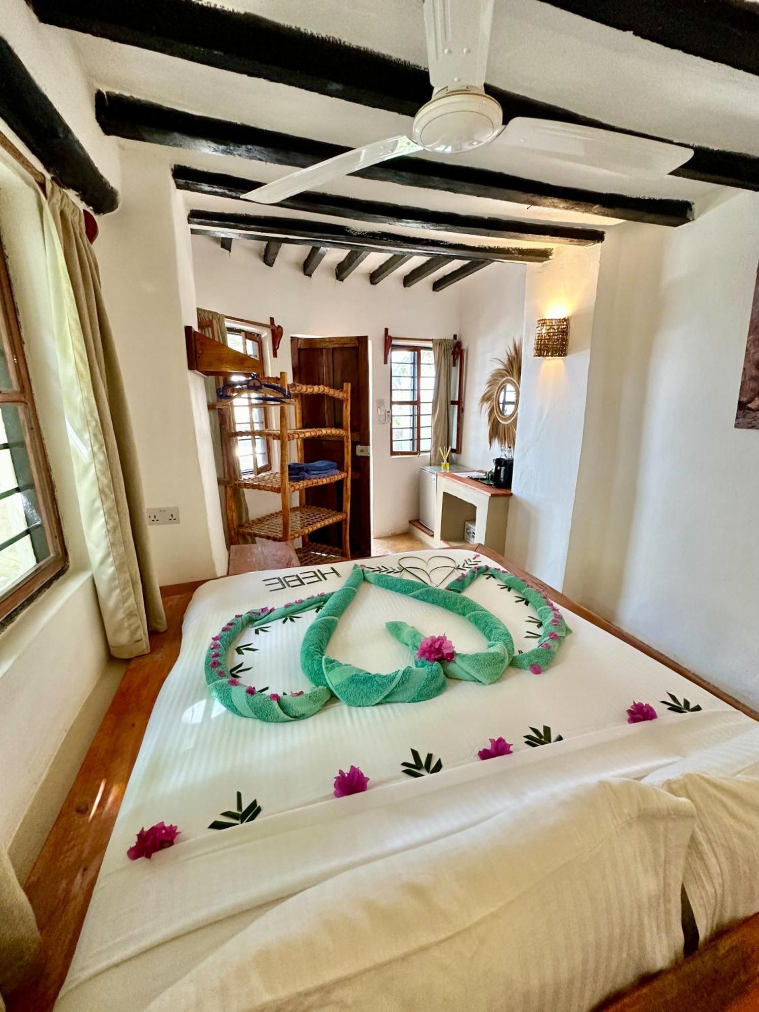 Hebe Bungalows Lodge Matemwe  Exterior photo